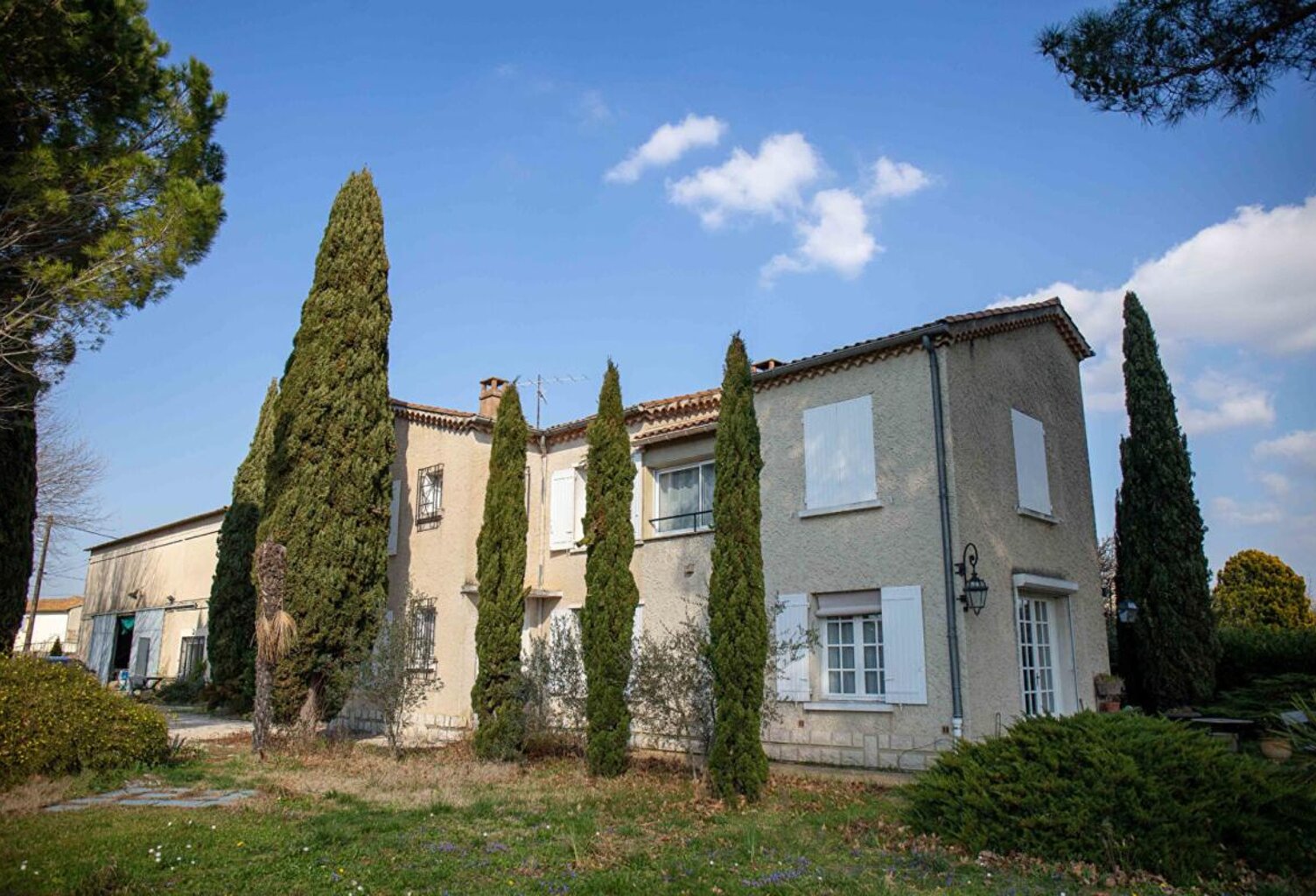 Maison Montfavet 9 pièce(s) 280 m2 — photo 1