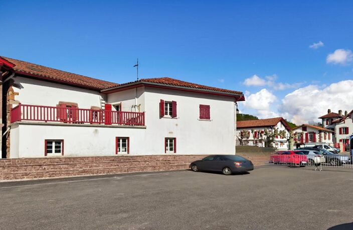 Ensemble immobilier Saint Etienne De Baigorry  T2 et T3 ou maison — photo 5