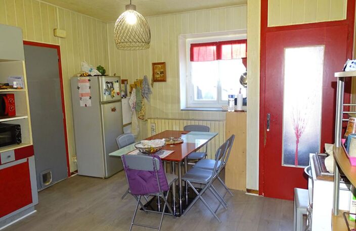 Maison Crenans 8 pièce(s) 241 m2 + annexes — photo 4