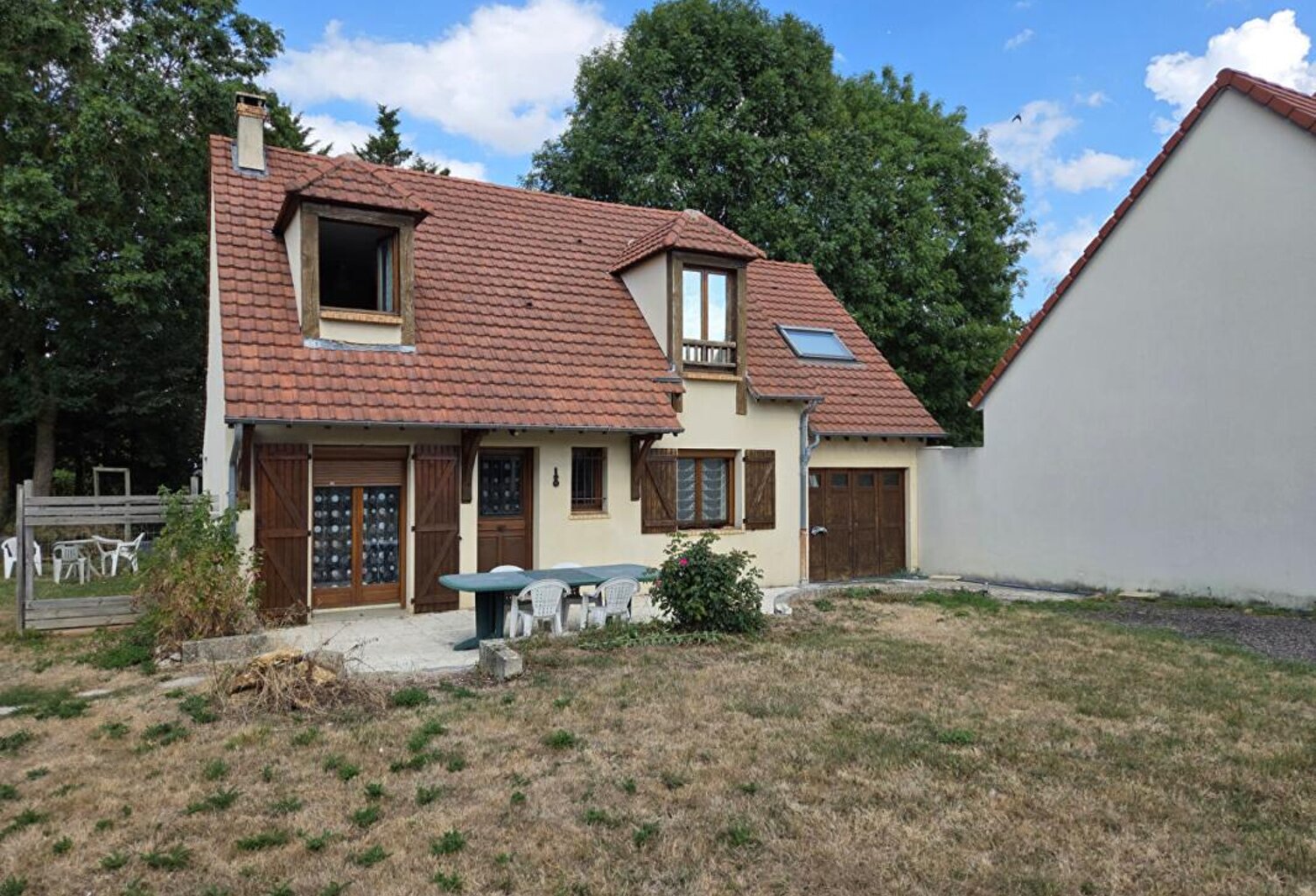 Maison Neauphlette 6 pièce(s) 100 m2 — photo 1