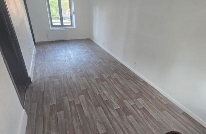 Appartement Hirson 5 pièce(s) 80 m2 — photo 2
