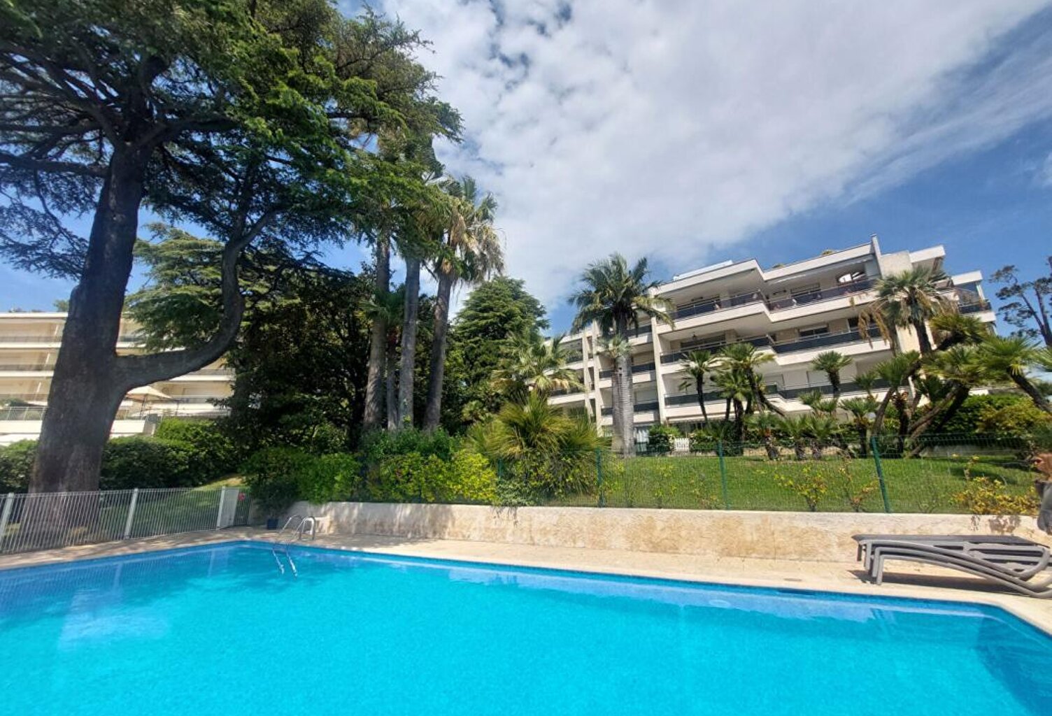 CANNES Croix des Gardes, 2 pièces Vue Mer — photo 1