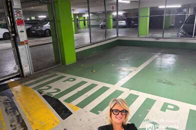 Garage  24000 €