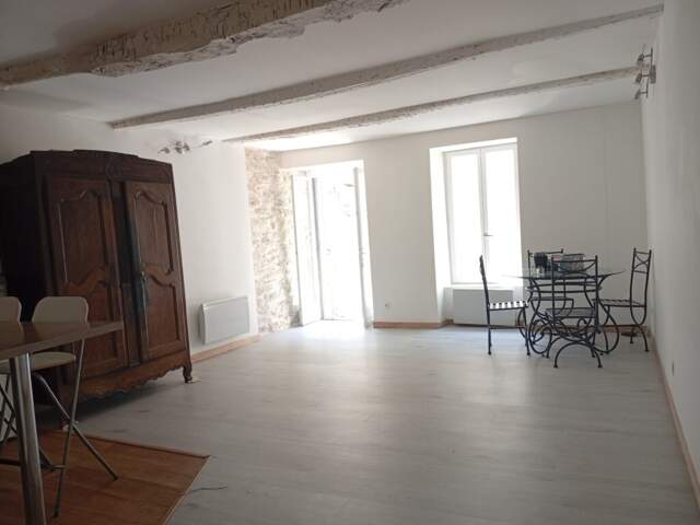A VENDRE - MAISON RENOVEE - GARAGE - SAINT-PONS-DE-THOMIÈRES 34220 — photo du bien