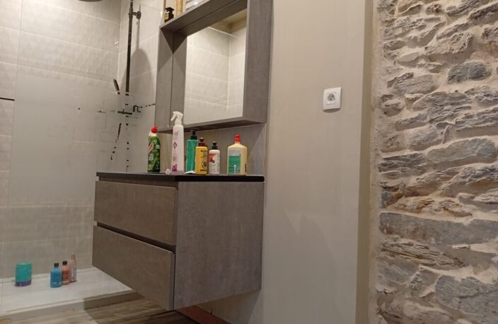 A VENDRE - MAISON RENOVEE - GARAGE - SAINT-PONS-DE-THOMIÈRES 34220 — photo 3