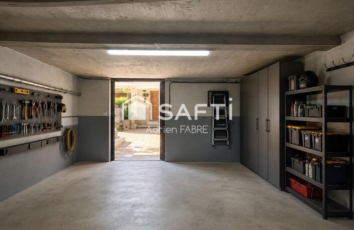 Maison de ville de caractère rénovée avec cour et potentiel — photo 3