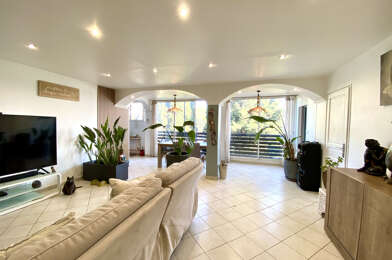 Appartement 4 pièces 253000 €