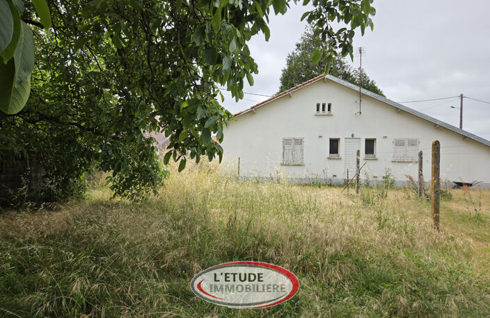 MACHECOUL BOURG : plain pied 82 m2 à rénover (+ garage et dé — photo 3