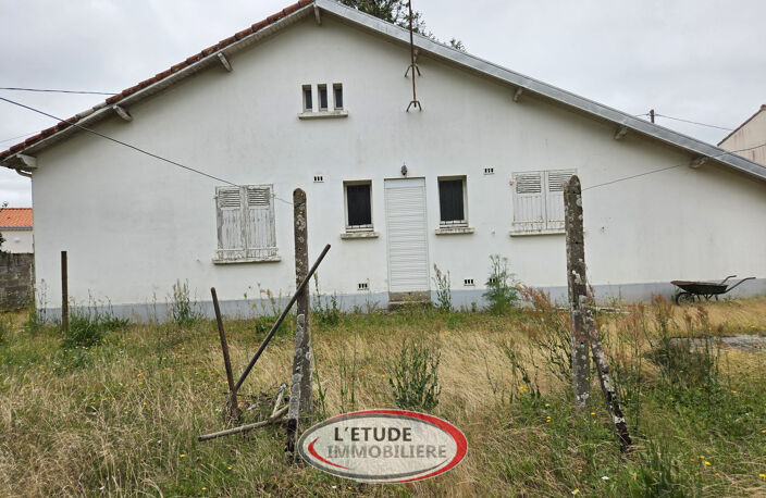 MACHECOUL BOURG : plain pied 82 m2 à rénover (+ garage et dé — photo 4