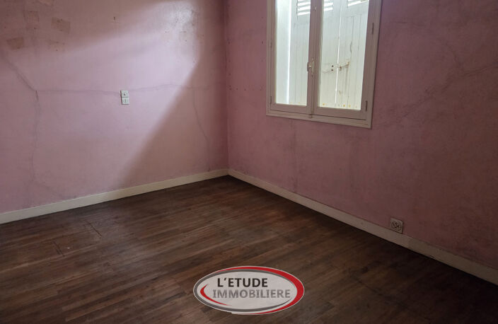 MACHECOUL BOURG : plain pied 82 m2 à rénover (+ garage et dé — photo 5