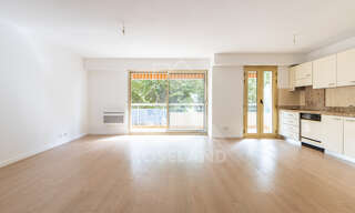 Appartement 2 Pièces 54 m² à vendre à Nice (06100)