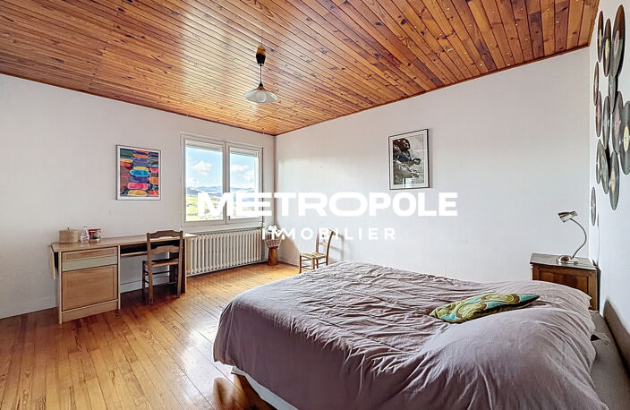 Maison - Tarare - 184 m2 habitable - 6 chambres — photo 5