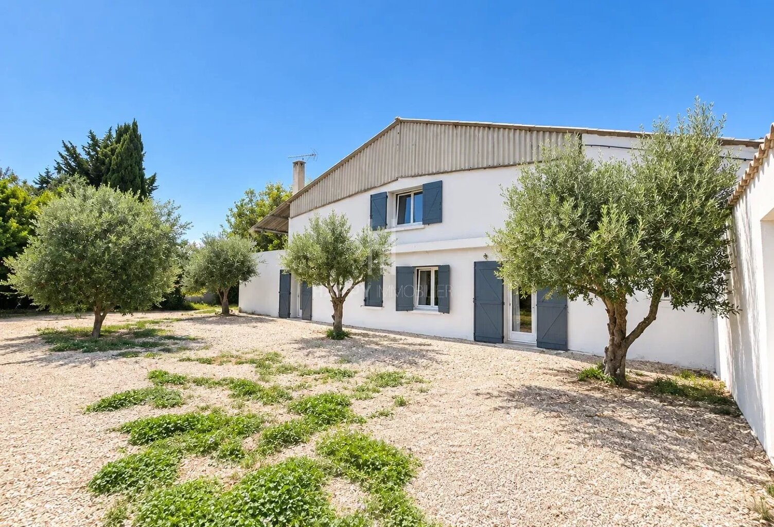 Propriété sur 2,75 hectares à Saint Martin de Crau — photo 1