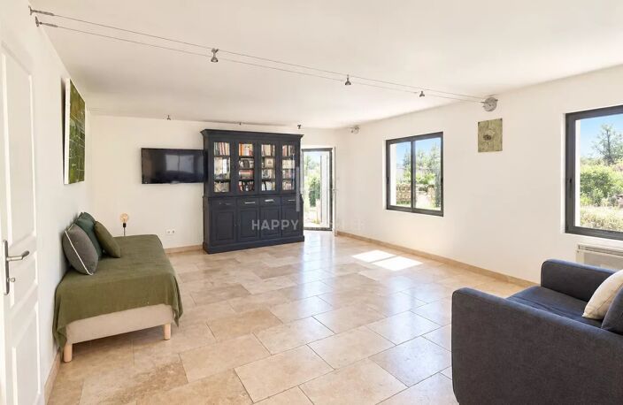 Propriété sur 2,75 hectares à Saint Martin de Crau — photo 4