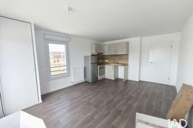 Appartement 4 pièces 935 €