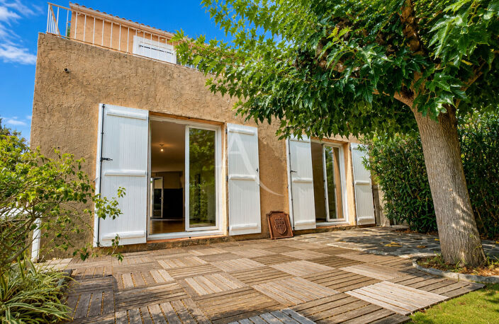 Villa Carqueiranne non mitoyenne 109 m² T5 au calme, rénovée — photo 2