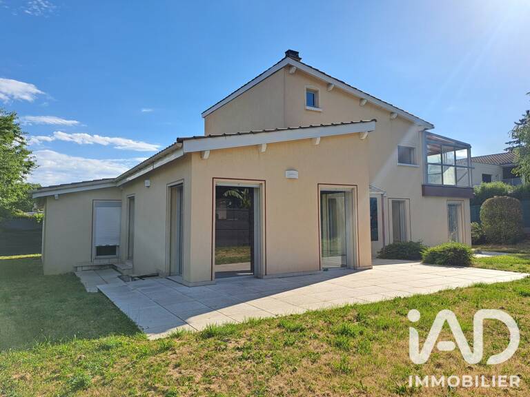 Vente Maison/villa 10 pièces — photo 1