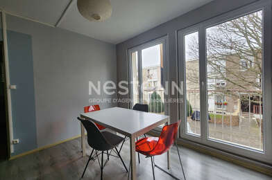 Appartement 3 pièces 851 €