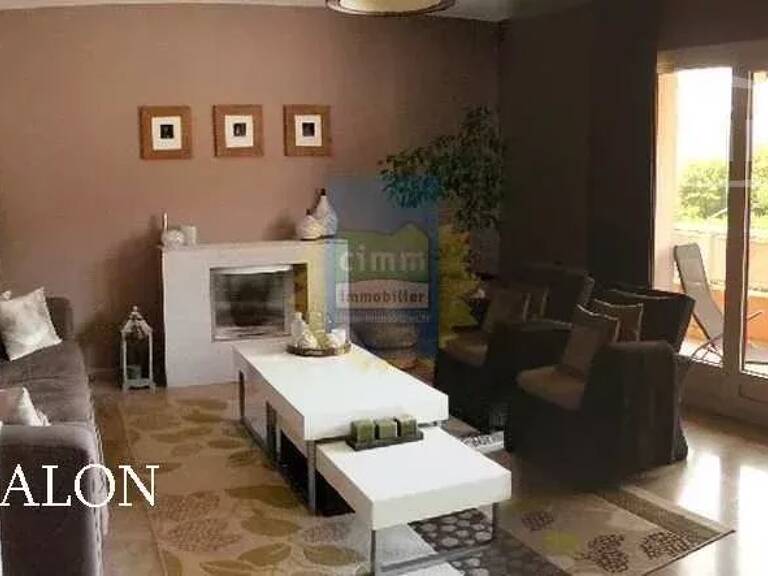 APPARTEMENT F4 avec Terrasse, cave et parking LE TEIL — photo 1