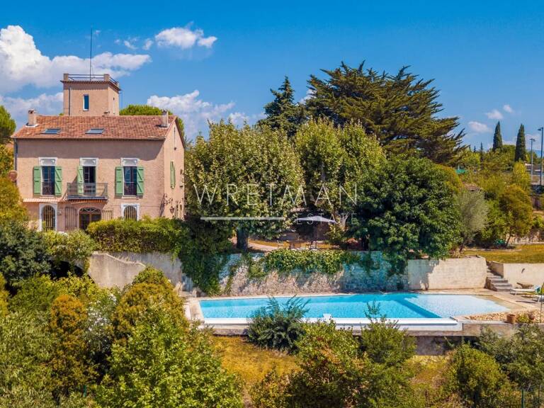 Maison de maitre avec vue et a pied de village-Montauroux — photo 1