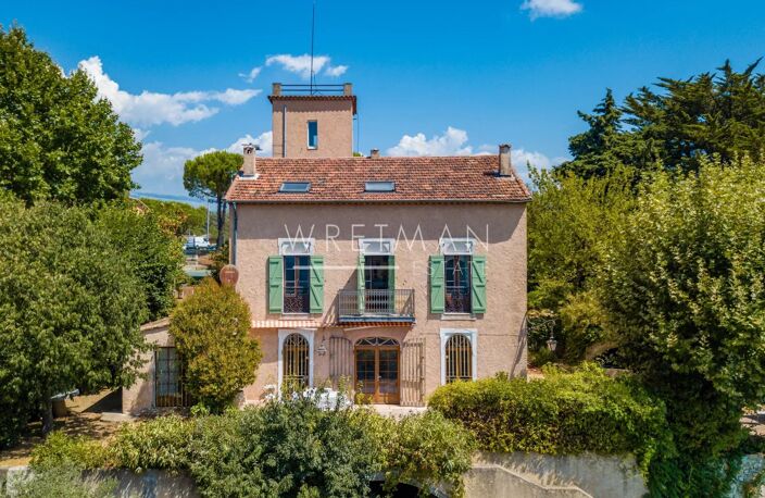 Maison de maitre avec vue et a pied de village-Montauroux — photo 3