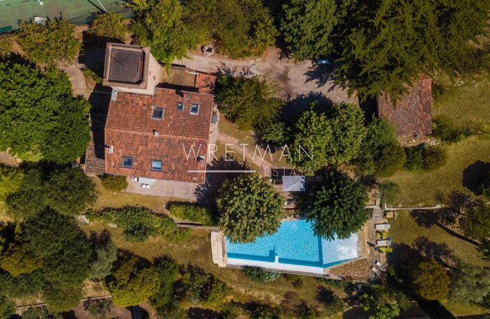 Maison de maitre avec vue et a pied de village-Montauroux — photo 4