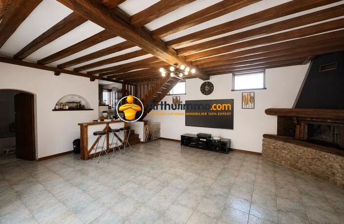 Maison – 173m² – Terrain 1074m² – Hangar - DPE D — photo 2