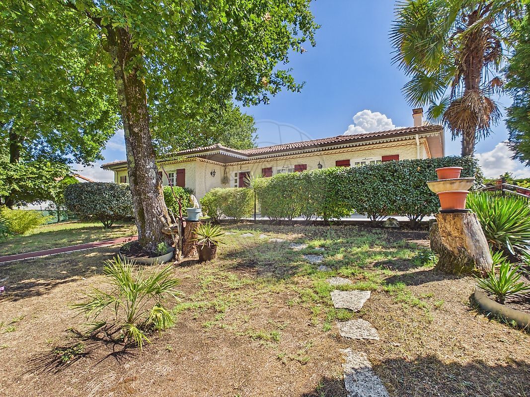 Villa / Maison  T6 à vendre Royan 17200