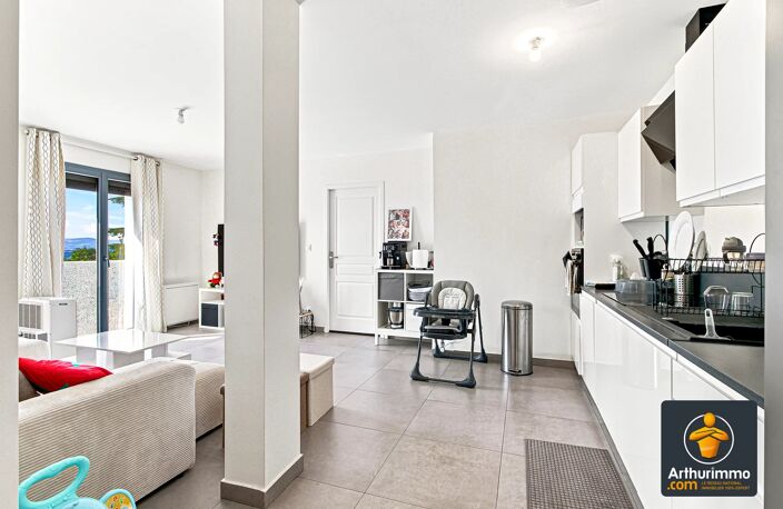 Appartement 3 pièces de 60 m² a Charly avec terrasse en roof top — photo 4