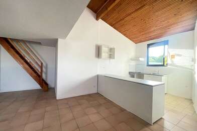 Appartement 3 pièces 900 €