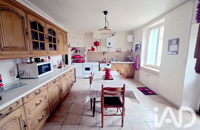 Vente Maison/villa 7 pièces — photo 2