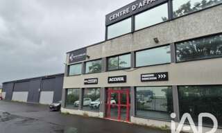 Immeuble  3340 m² à vendre à Saint-Memmie (51470)