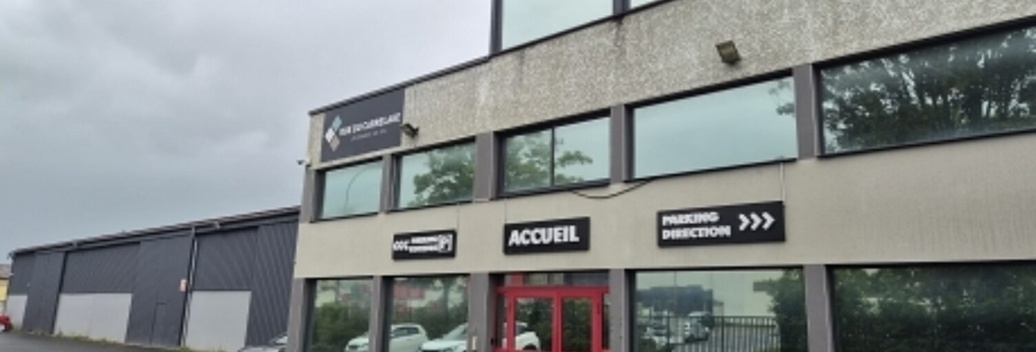 Immeuble  3340 m² à vendre à Saint-Memmie (51470)