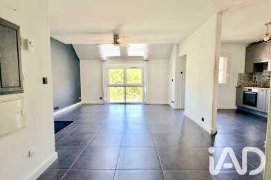 Appartement 4 pièces 215000 €
