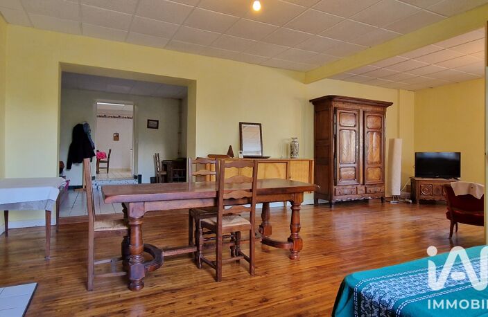 Vente Maison/villa 8 pièces — photo 2