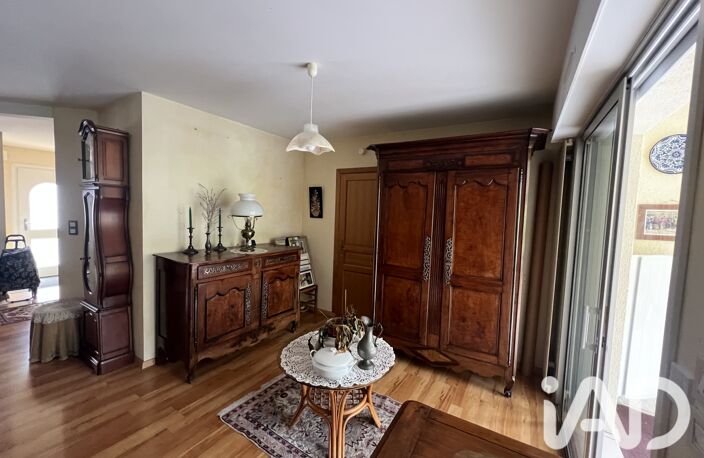 Vente Maison/villa 5 pièces — photo 2