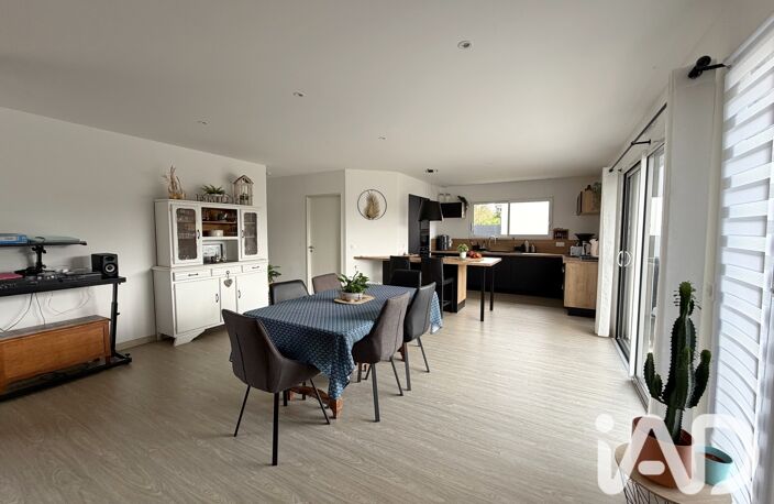Vente Maison/villa 5 pièces — photo 2