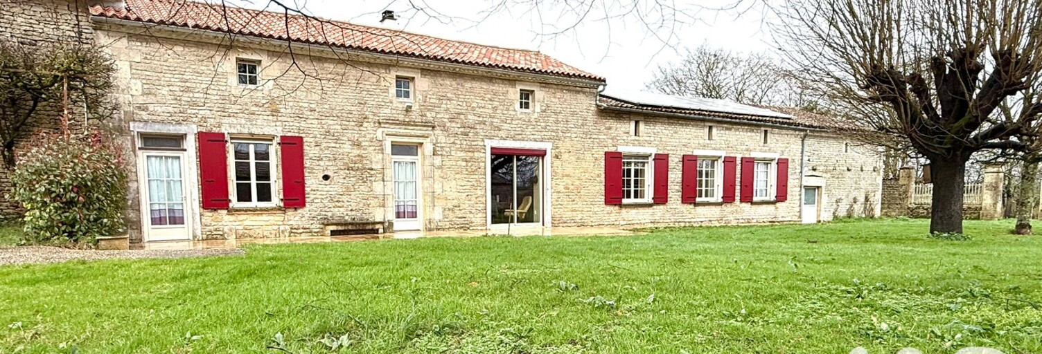 Maison 6 Pièces 138 m² à vendre à Luché-sur-Brioux (79170)