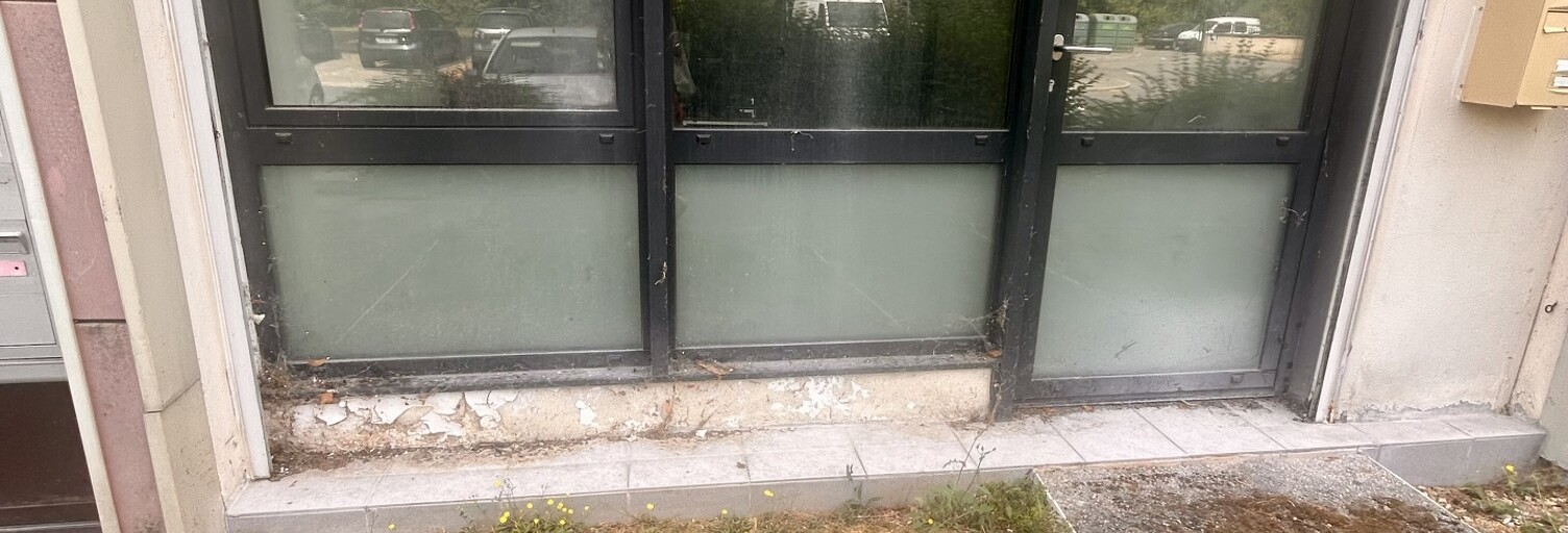 Commerce  67 m² à vendre à La Chapelle-Saint-Luc (10600)