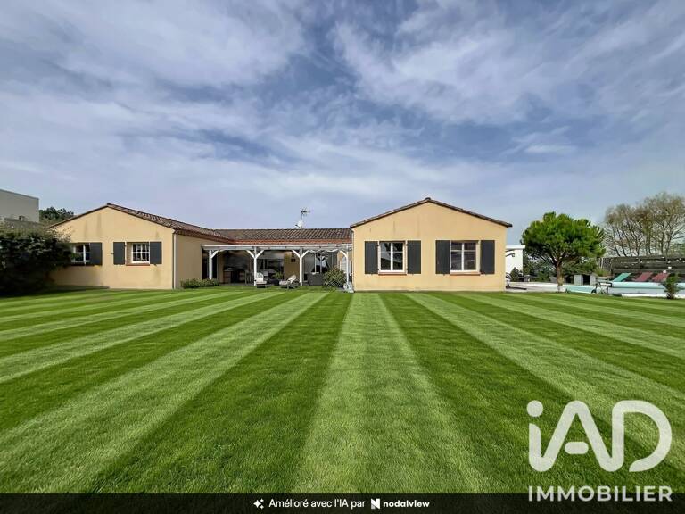 Vente Maison traditionnelle 8 pièces — photo 1