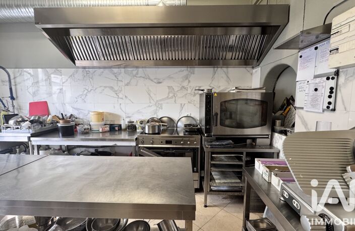 Vente Local commercial 72 m&sup2; — photo 3