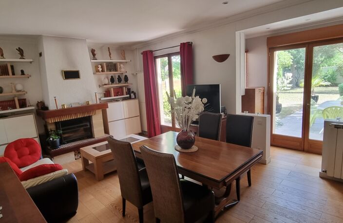 Vente Maison/villa 5 pièces — photo 2