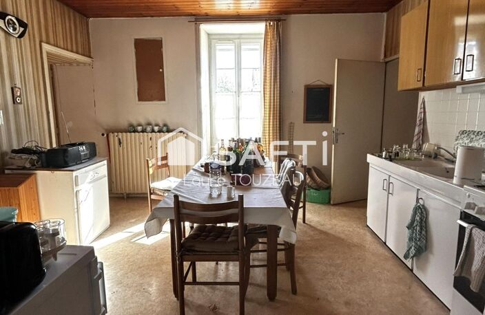 Maison en pierre beaux volumes jardin arboré authenthique et paisible fort potentiel centre ville bord de mer — photo 3