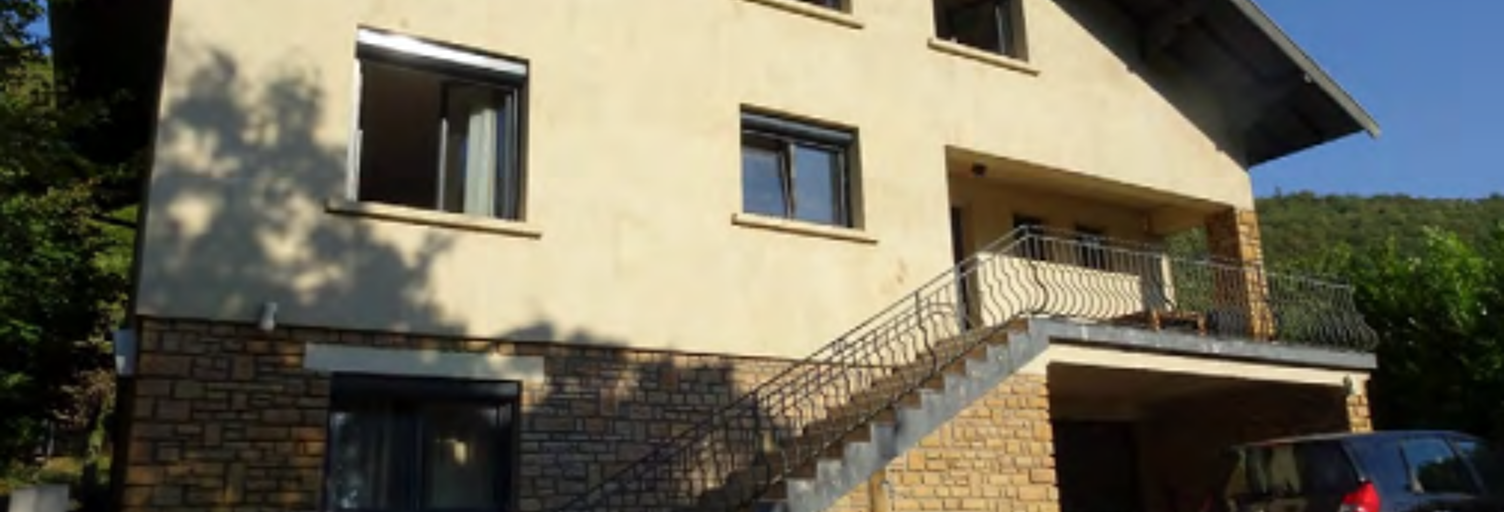 Maison 8 Pièces 215 m² à vendre à Curis-au-Mont-d'Or (69250)