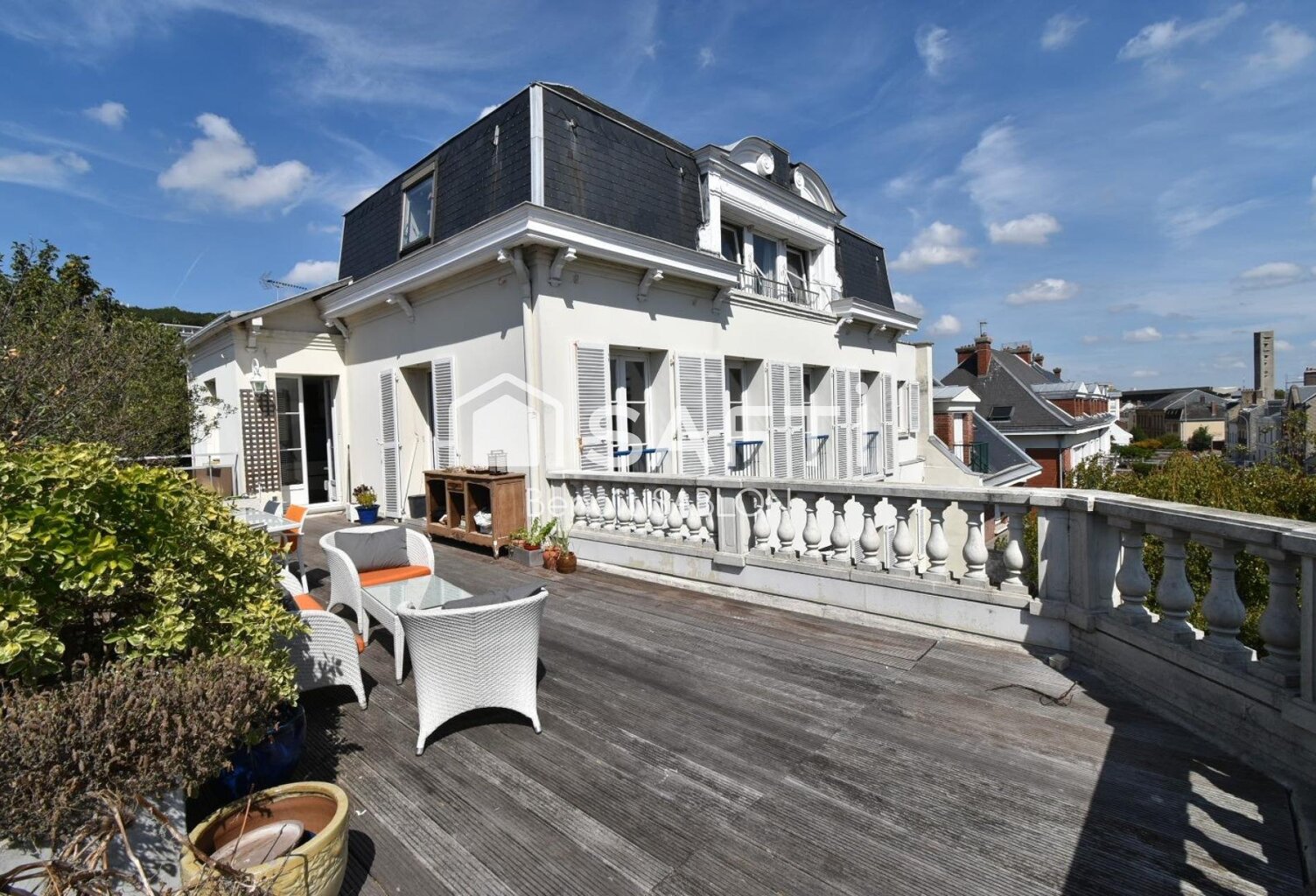 Appartement 180m², 2 suites + 2 chambres, terrasse — photo 1