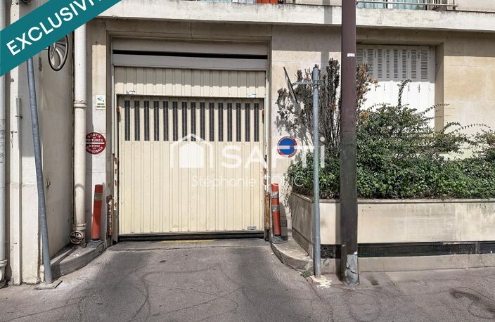 QUARTIER DU POINT DU JOUR - PLACE DE STATIONNEMENT A VENDRE — photo 3