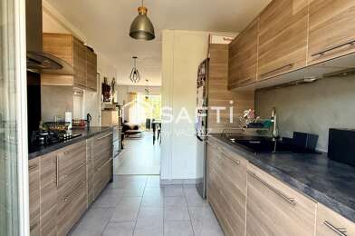 Appartement 3 pièces 239000 €