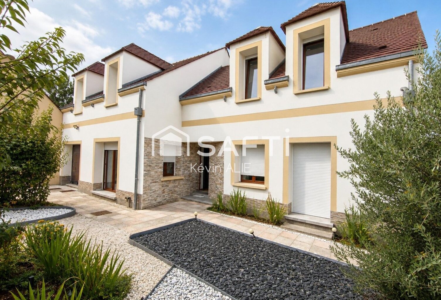 Maison familiale de 350m2 utiles proche du musée — photo 1