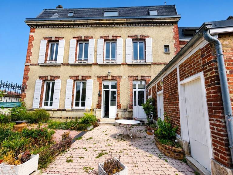 Maison de maître de 330m2 — photo 1
