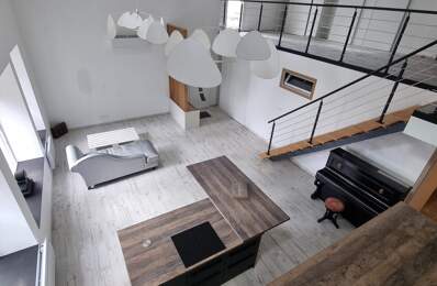 LOFT Rénové, avec terrasse et garages - au calme — photo du bien